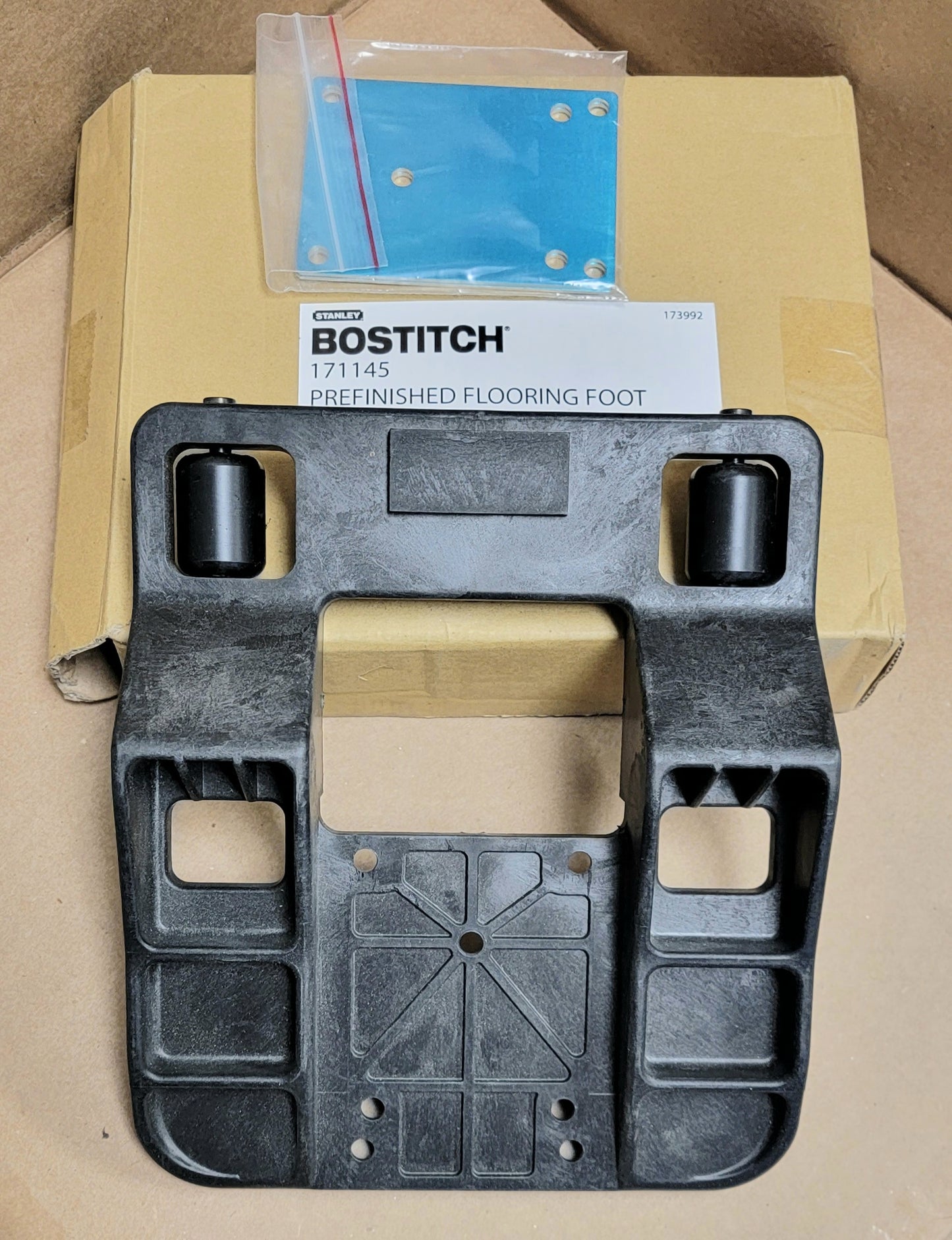 Bostitch MIIIFOOT-KIT Prefinished Flooring Kit for MIIIFS & MIIIFN Nailer